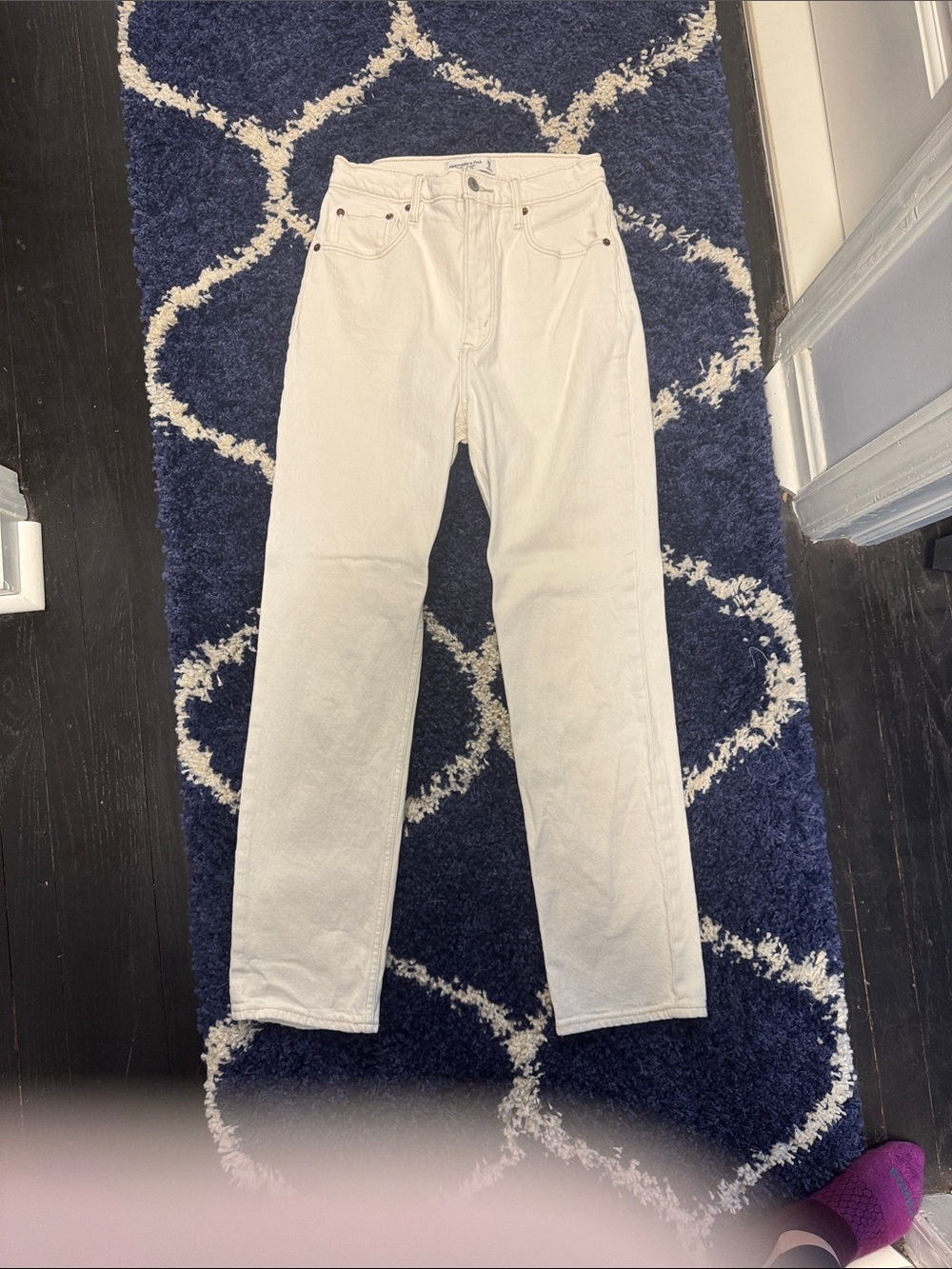 Women’s A&F The Ankle Straight Ultra High Rise Jean- Cream 6 Tall